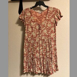 TRUE CRAFT Tiered Dress in Coral Caramel Floral Print Size M